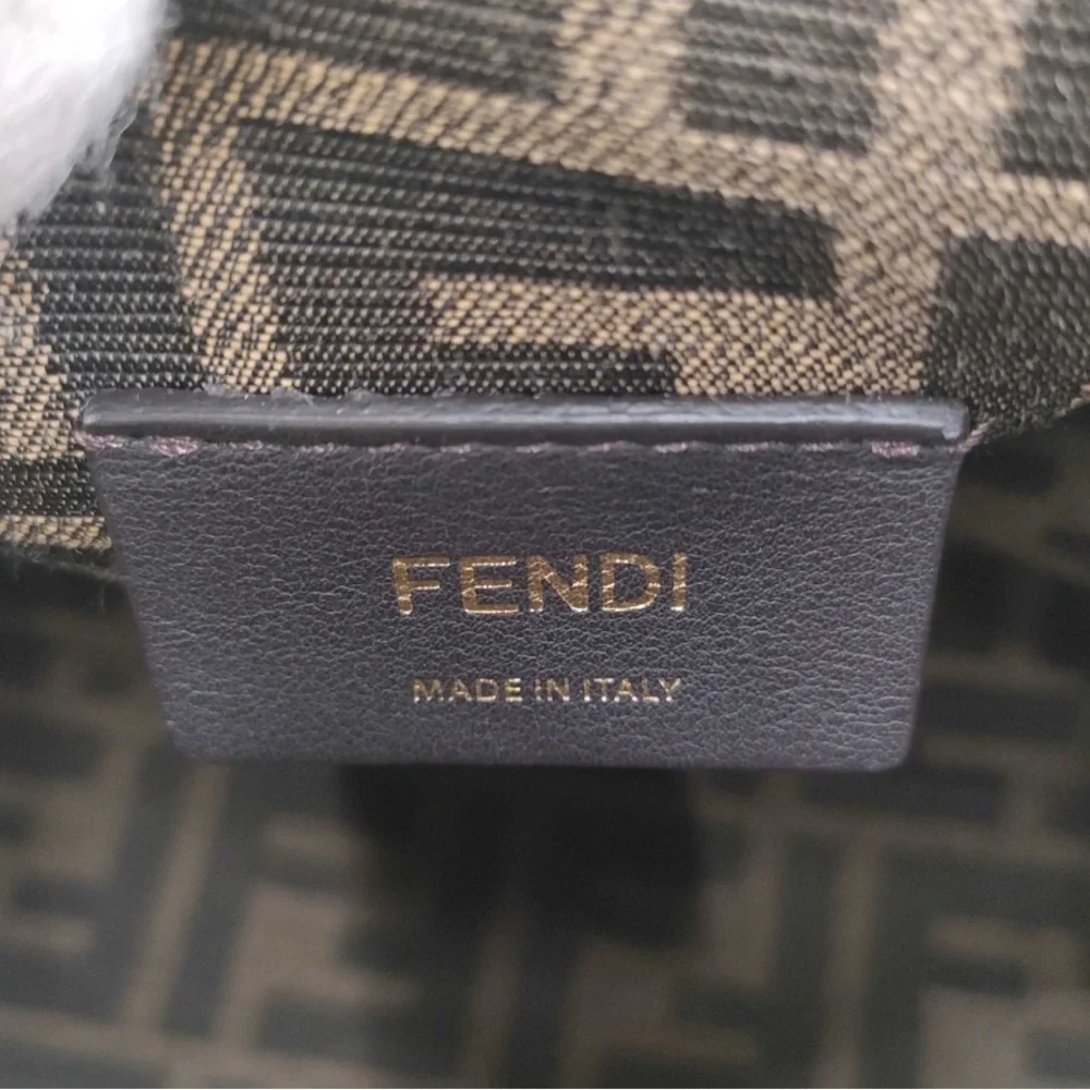 FENDI Shearling Medium Fendi First Rosa Plaster - Picture 10 of 10